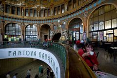 Rekonstrukce Fantovy budovy na pražském nádraží vyjde na 730 milionů, hotovo má být za pět let