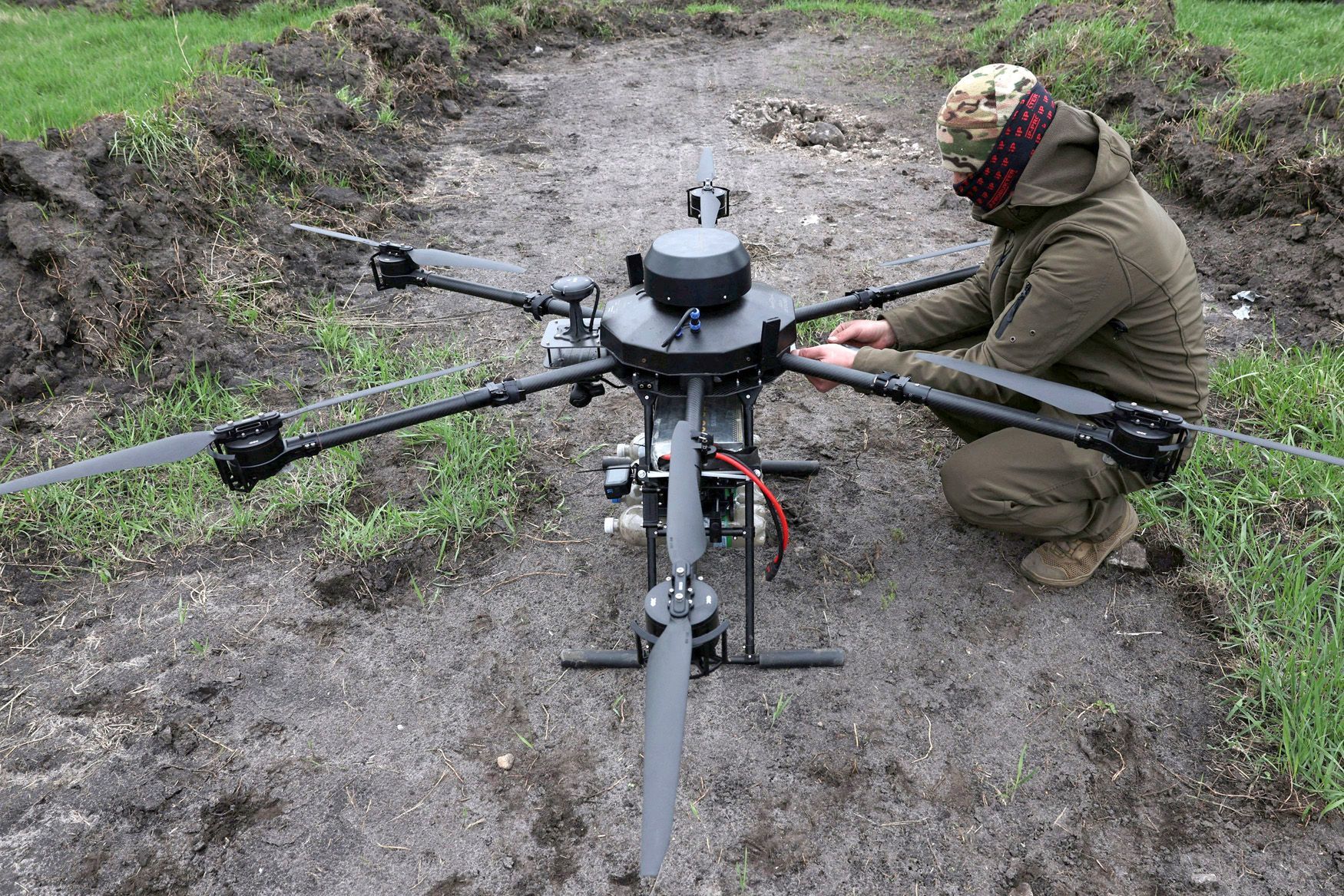 Ukrajina, dron, válka