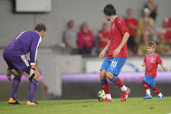 Tomáš Rosický se synem na své rozlučce v Praze 9. 6. 2018