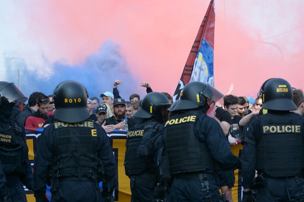 Pochod fanoušků Sparty před fotbalovým derby Slavia vs. Sparta
