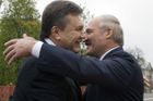 Paradox: Ukrajina jde zpět k Rusku, Bělorusko odchází