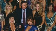 Trump postupně přešel z role pasivního kolemjdoucího do aktivní role a než se stal prezidentem, měl své televizní pořady, třeba byznysovou reality show The Apprentice. Podobně jako Reagan, který byl před vstupem do Bílého domu podstatnou část kariéry hercem, se vepsal do povědomí široké části veřejnosti a dokázal léta budovanou slávu patřičně využít ve svůj prospěch.