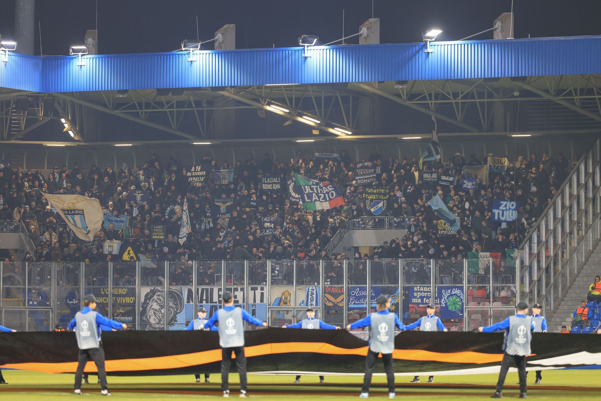 Fanoušci Lazia v zápase EL Viktora Plzeň - Lazio