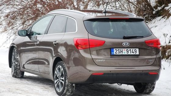 Test kia Cee´d SW 2013