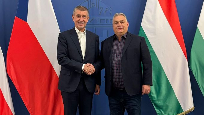 Předseda nejsilnější české opoziční strany Andrej Babiš se v Budapešti setkal s maďarským premiérem Viktorem Orbánem.