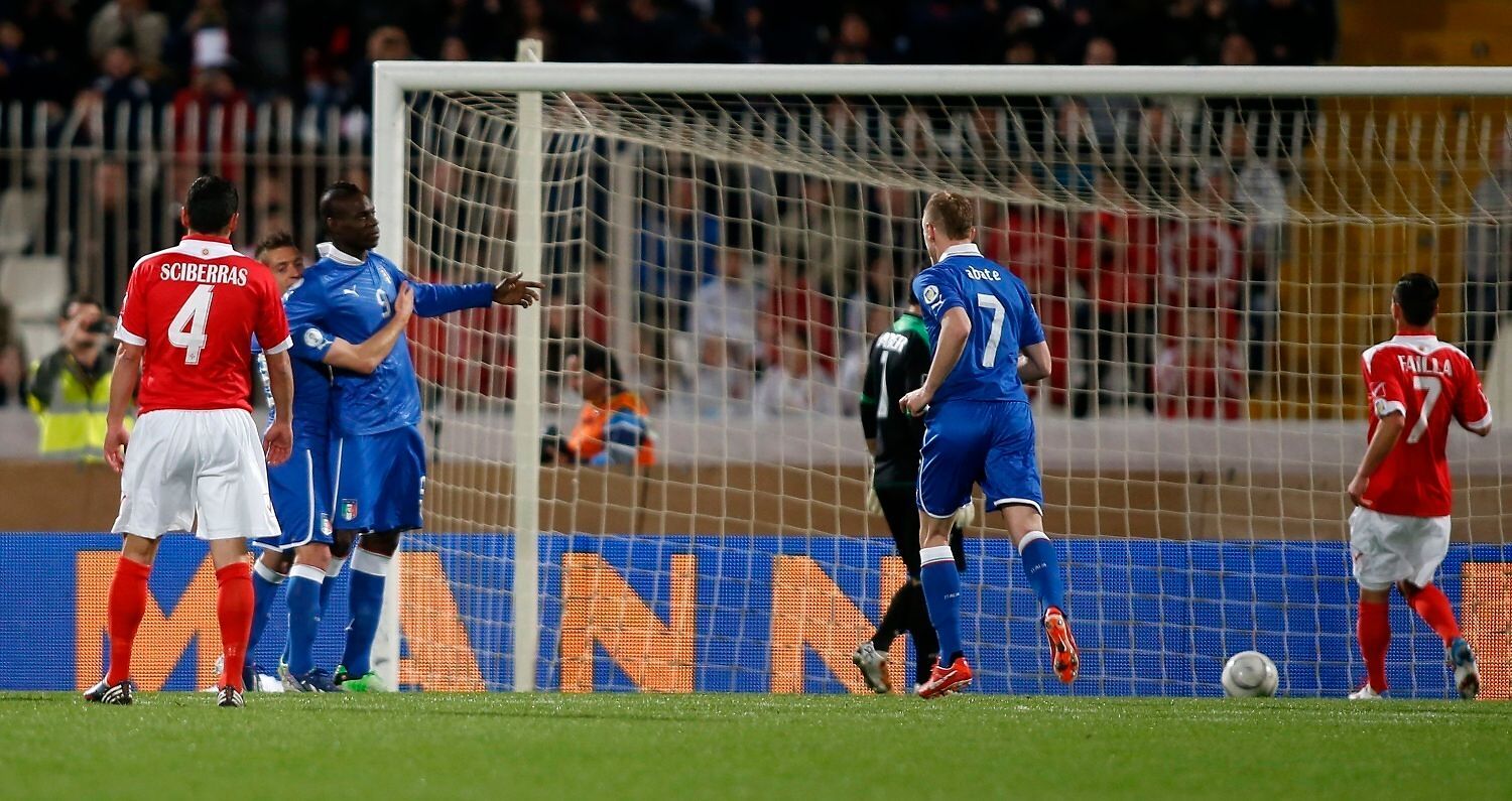 Fotbal, Malta - Itálie: Mario Balotelli proměnil penaltu