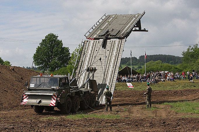 Most na podvozku Tatra