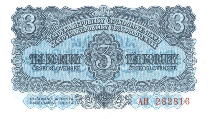 Peníze na "loupež století" se tajně tiskly v Rusku. Bizarní tříkoruny Češi nesnášeli