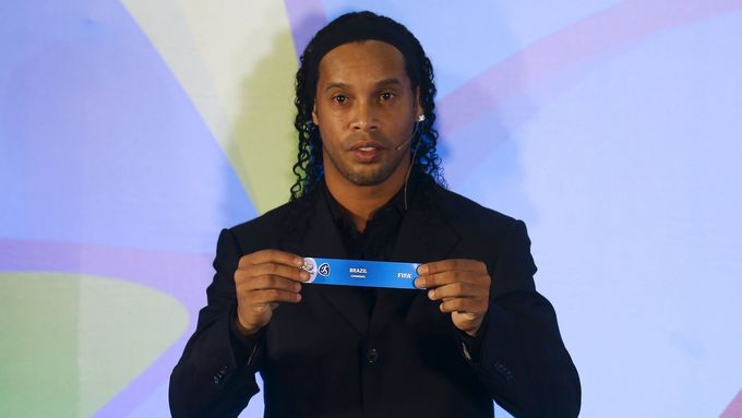 Ronaldinho losuje olympijský turnaj na hry v Rio de Janeiru