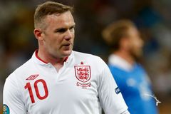 Rooney bude Suárez. Odčiní Anglie penaltový výprask z Eura?