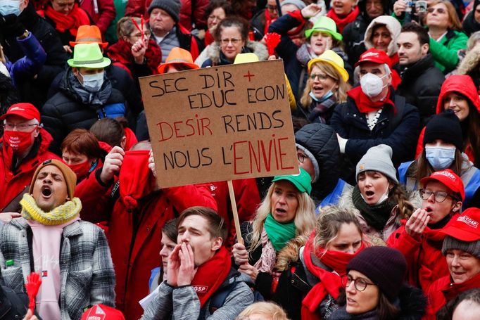 Protestující učitelé v Bruselu