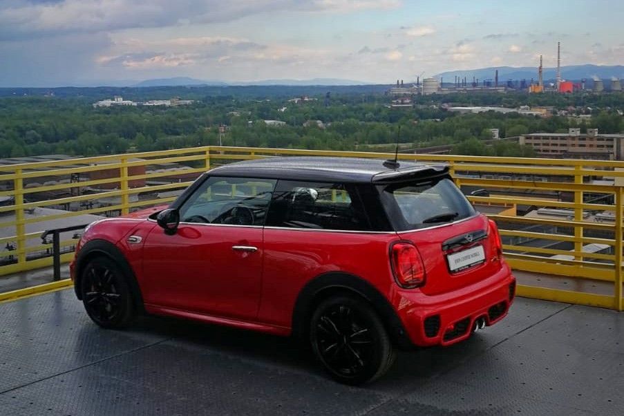 Mini na Colours of Ostrava 2018, jeřáb