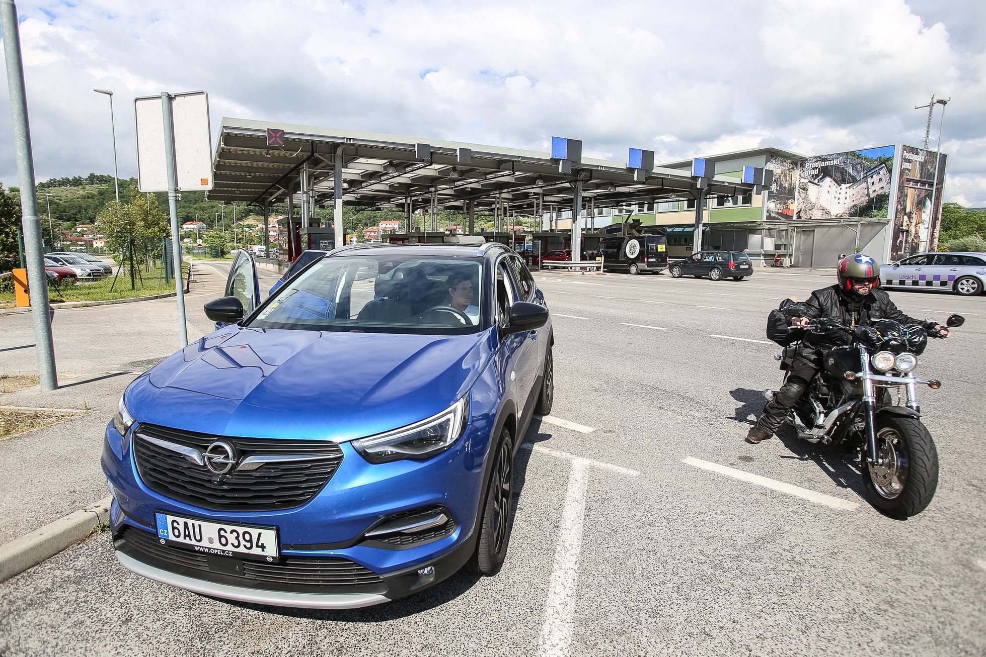 Cesta do Chorvatska - recenze auta Opel