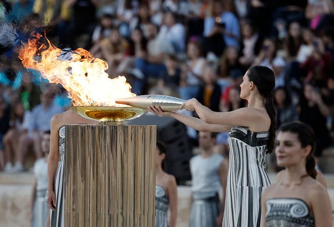 Slavnostní předání olympijské pochodně pro hry v Paříži 2024