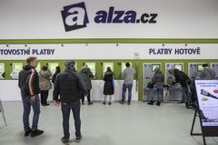Alza nově vyřídí reklamace od Mall a CZC. Ke kampani využívá změny uvnitř konkurence