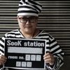 Hostel v Bangkoku láká hosty na nevšední zážitek: vypadá to v něm jako v thajském vězení