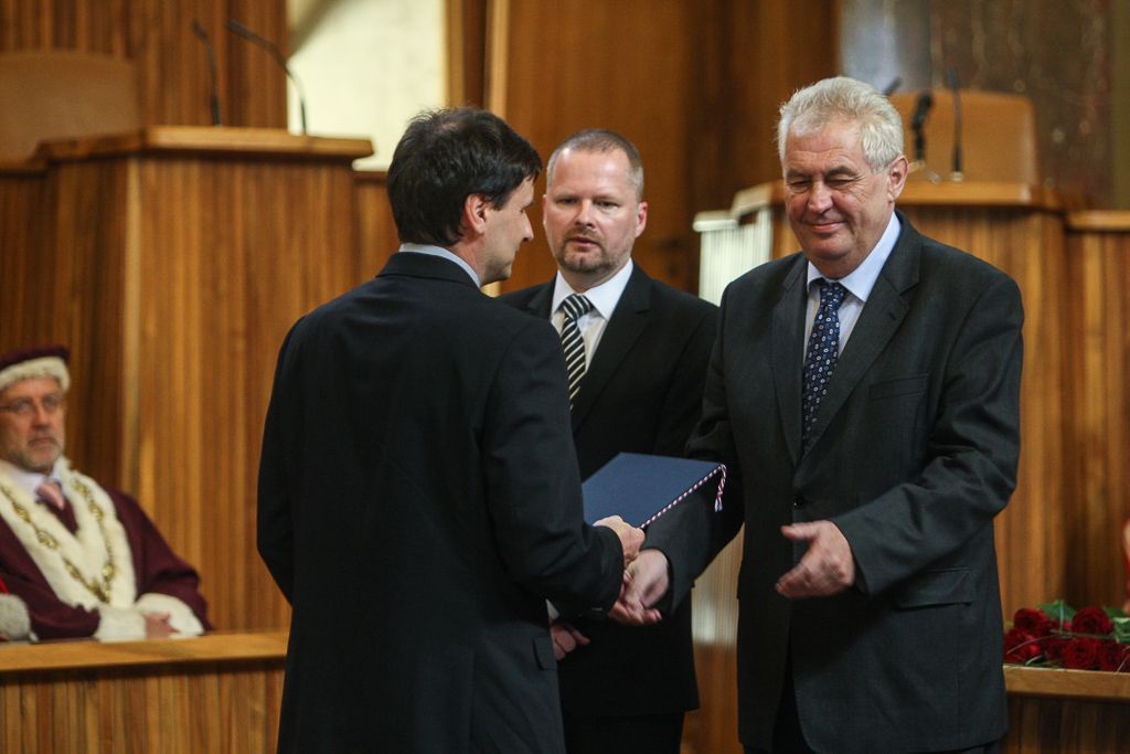 Prezident jmenoval nové profesory