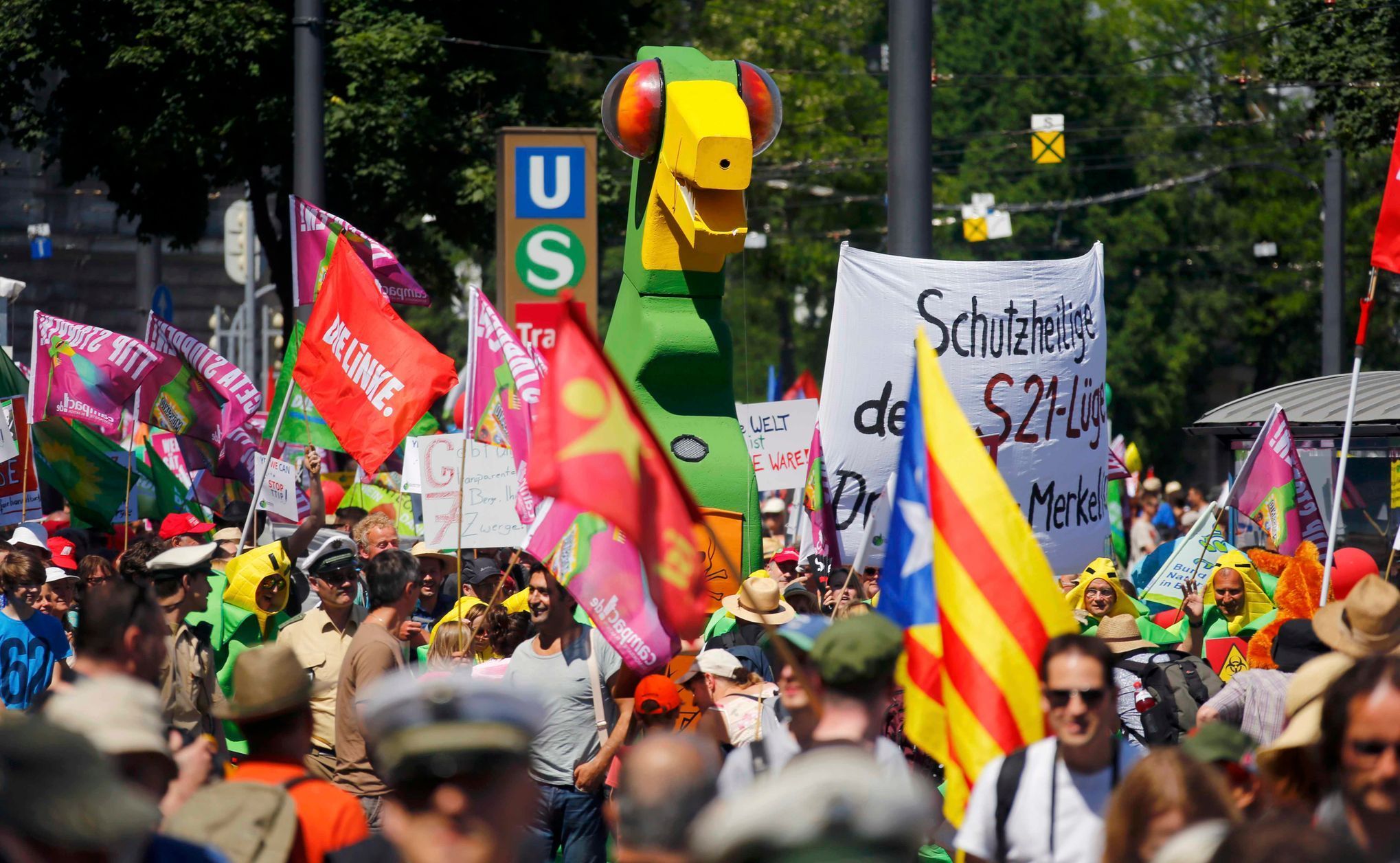 Demonstrace proti summitu G7 v Mnichově
