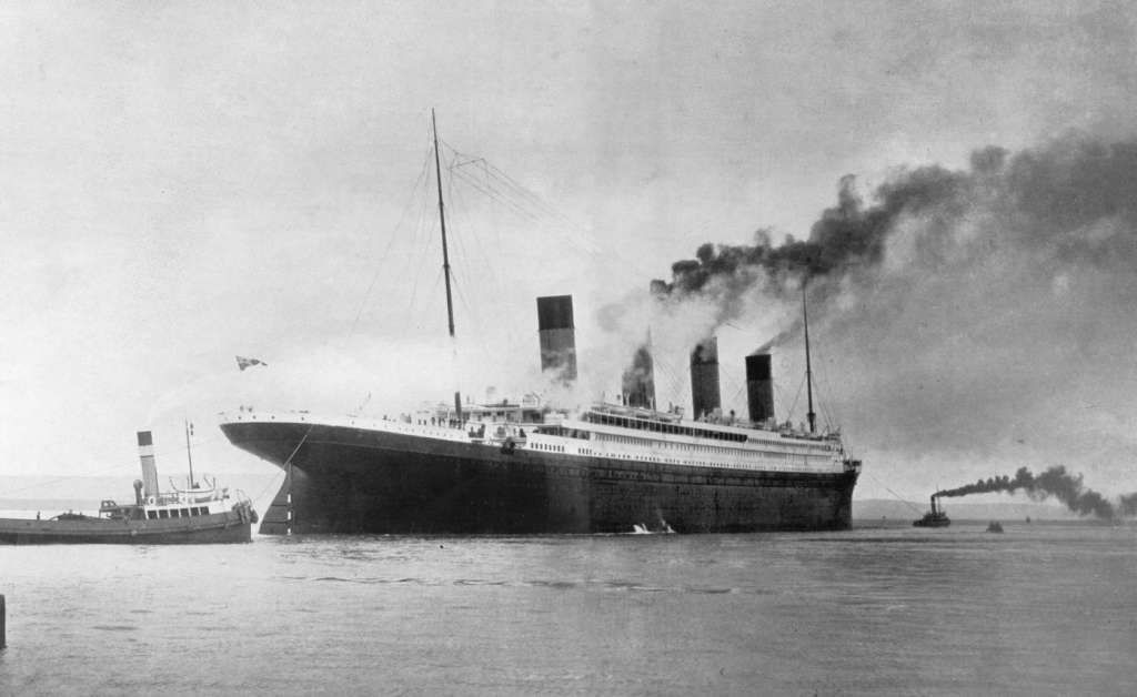 100. výročí (31. května) spuštění britského parníku Titanic na vodu