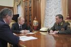 Po ministru obrany vyhodil Putin i náčelníka štábu