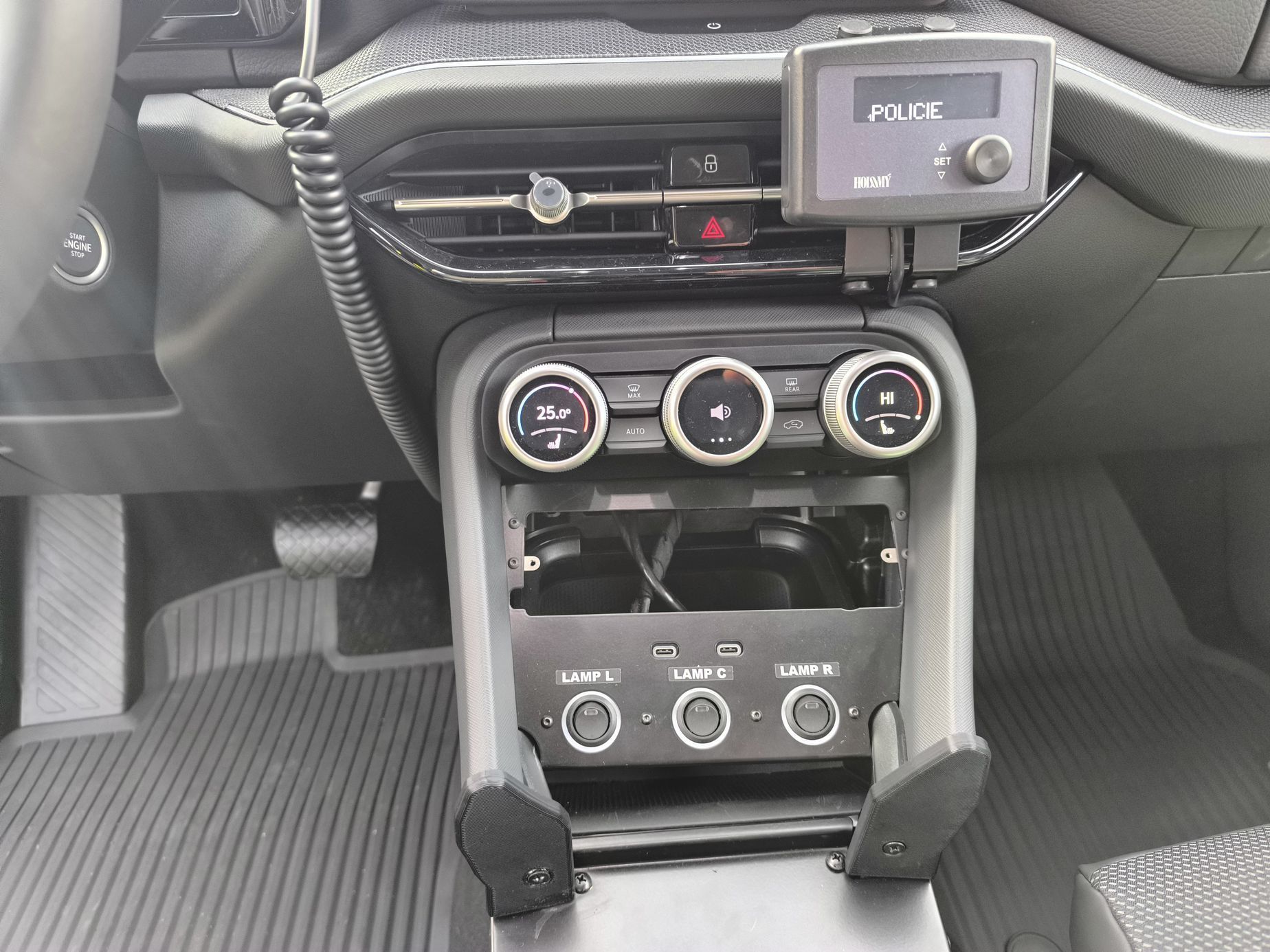 Policie Škoda Kodiaq  předávání nových vozů