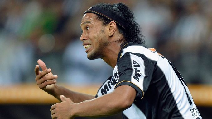 Ronaldinhova paráda v zápase brazilské nejvyšší soutěže.