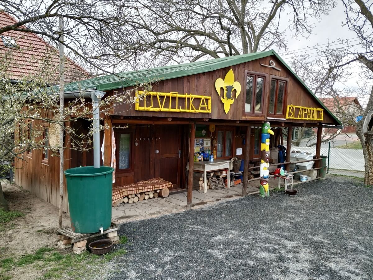 Skauti klubovny