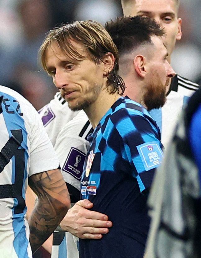 Lionel Messi a Luka Modrič po semifinále MS 2022 Argentina - Chorvatsko