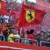 Fanoušci Ferrari v Monze při Velké ceně Itálie formulace 1 2019