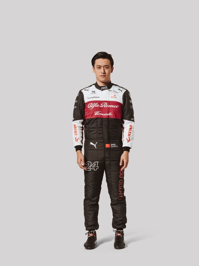 Pilot F1 Čou Kuan-jü, Alfa Romeo (2022)