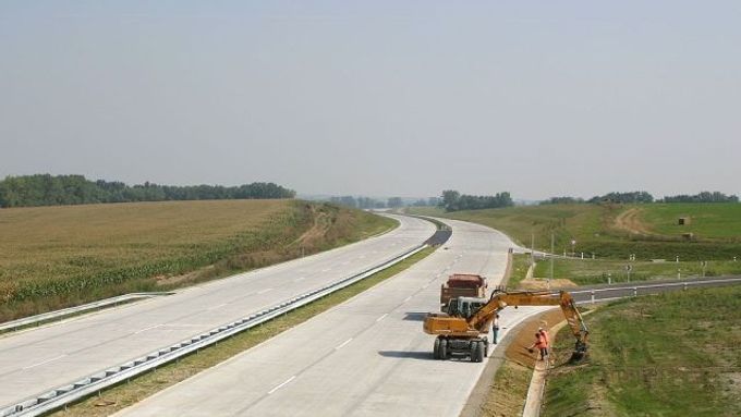 Stavba dalšího úseku dálnice D1 na Zlínsku