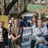 Demonstrace za zachování Kliniky