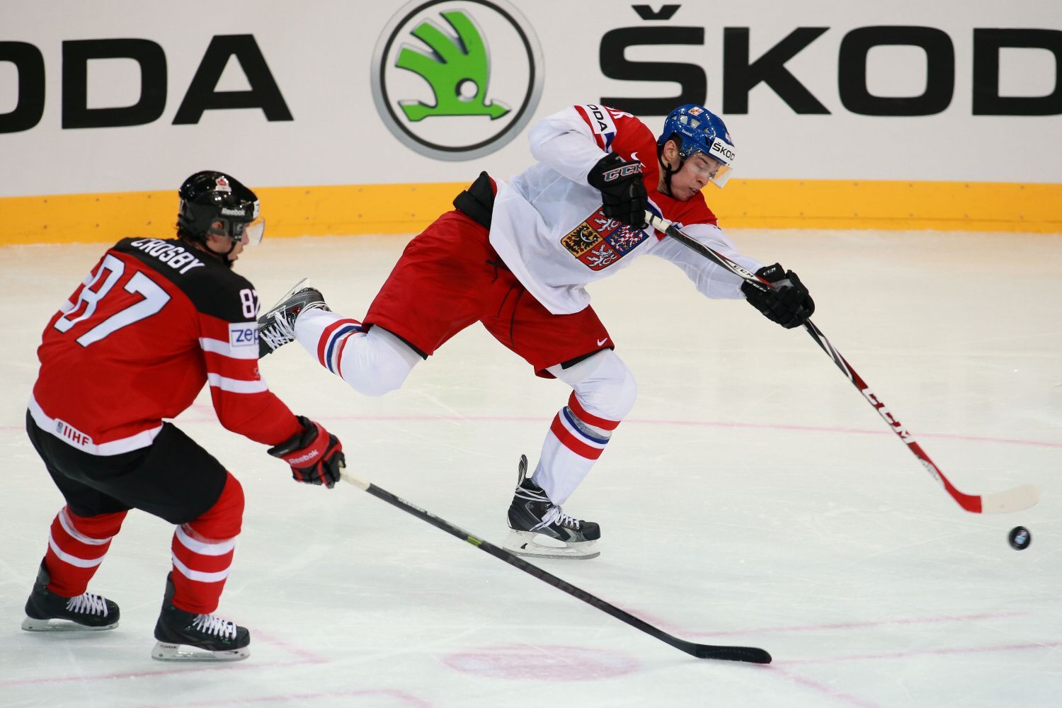 MS 2015: Česko - Kanada: Tomáš Hertl - Sidney Crosby
