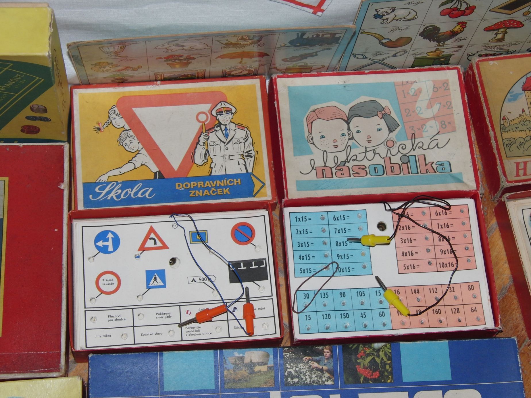 Hračky našeho mládí