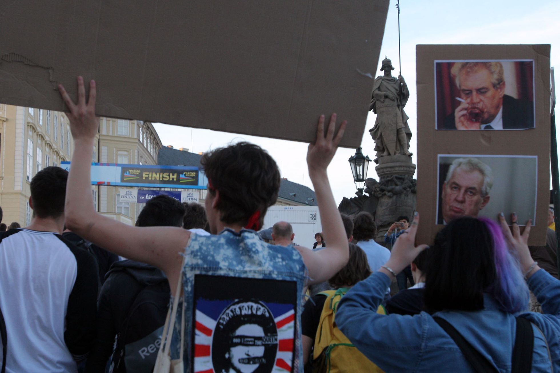 Druhá demonstrace na Václaváku proti Babišovi a Zemanovi