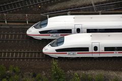 Japonsko testuje "levitující" vysokorychlostní vlak