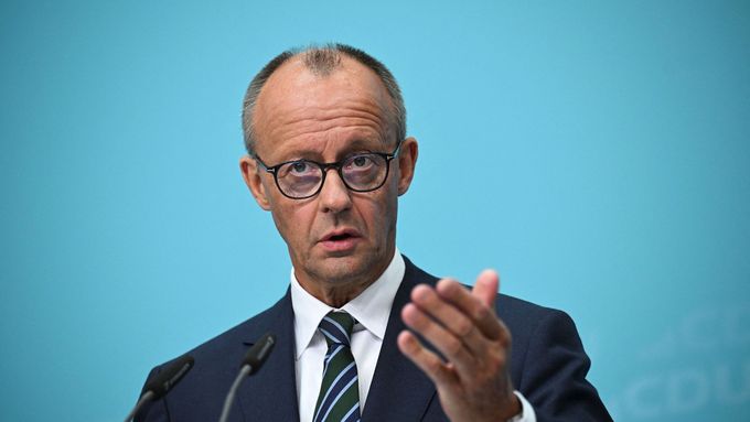 Friedrich Merz na jednání Bundestagu ukázal, že dokáže být směrem k oponentům velmi ostrý.