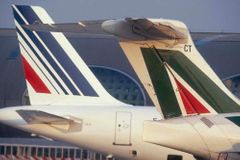 Alitalii mají zachránit domácí byznysmeni a Air France
