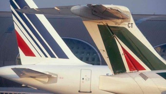 Ze hry o italského národního dopravce stále není Air France, která se už jednou neúspěšně snažila Alitalii převzít.