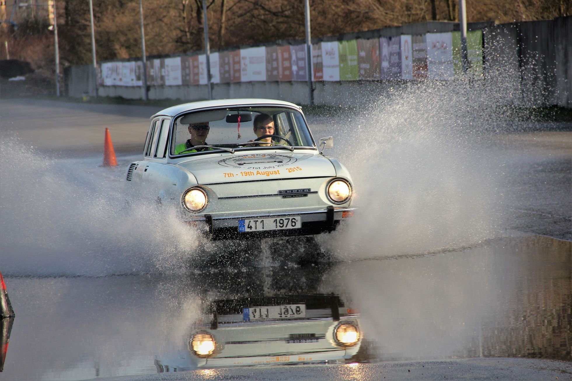 Škoda 100