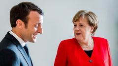 Emmanuel Macron a Angela Merkelová.