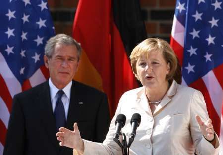 Bush - Merkelová