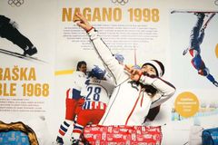 Lepší než Gangnam Style? Olympionici v Koreji nahráli Přátele po česku