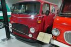Na montáž DKW brzy navázala snaha o to, postavit vlastní užitkové auto podle jugoslávských požadavků. V roce 1958 vyjel první prototyp, o rok později se automobilka přejmenovala na IMV a v roce 1960 vznikly první kusy užitkového modelu s označením 1000.