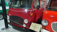 Na montáž DKW brzy navázala snaha o to, postavit vlastní užitkové auto podle jugoslávských požadavků. V roce 1958 vyjel první prototyp, o rok později se automobilka přejmenovala na IMV a v roce 1960 vznikly první kusy užitkového modelu s označením 1000.