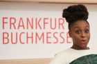 Muži, čtěte ženy, vyzvala na Frankfurtském knižním veletrhu autorka esejů o feminismu