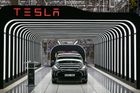 Tesla v dalších problémech. Na konci ledna bude muset zastavit výrobu v Berlíně