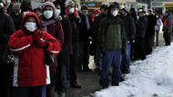 ,,Chceme čistý vzduch! Ne politická gesta," žádali v Ostravě lidé, kteří se 17. prosince sešli na demonstraci před magistrátem