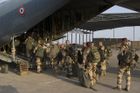 Franouzská operace v Mali nekončí, prohlásil Hollande