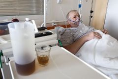 Přibývá těch, co se nakazili covidem dvakrát. Tvoří desetinu všech nových případů